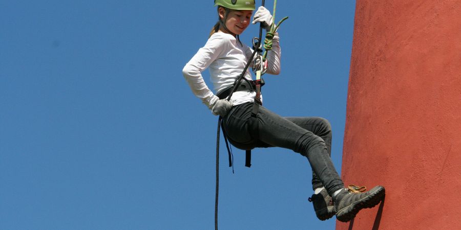 Rappelling