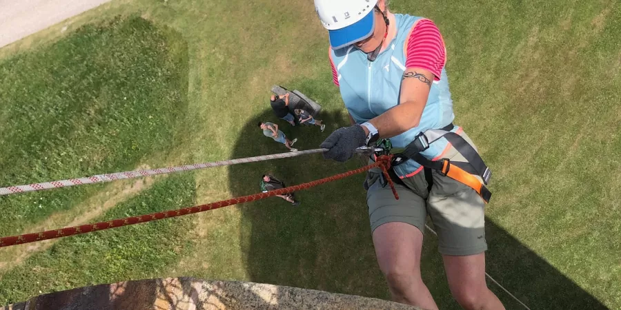 Rappelling